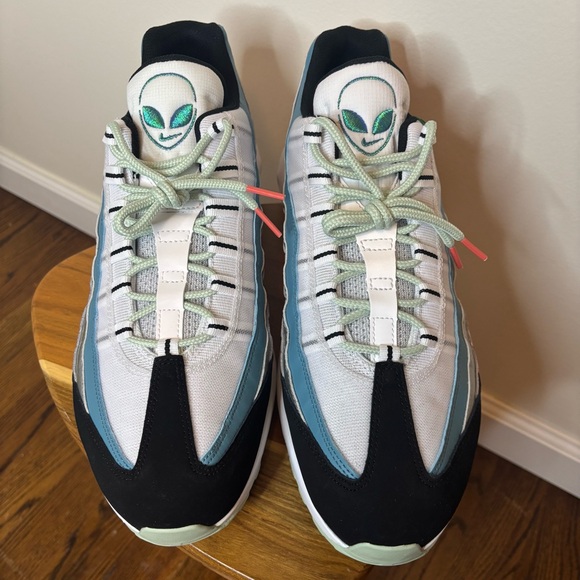 👽 Nike Air Max 95 "Alien" - White Cerulean Coral - Men's Size 14 🚀 - Picture 8 of 12
